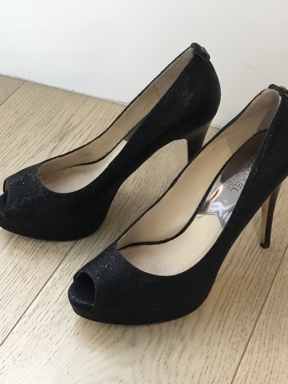 Michael KORS shimmer heels